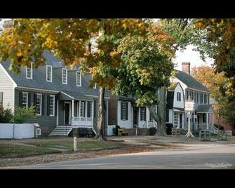 Colonial Williamsburg Multimedia S The