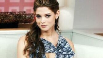 Ashley Greene Full HD Hot Wallpaper Picture Image