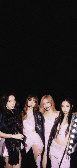 In Blackpink Wallpaper