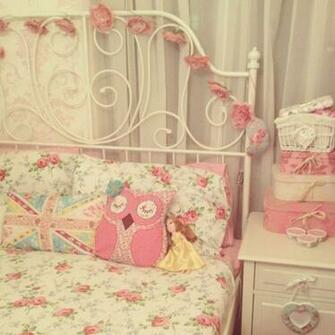 My Shabby Chic Vintage Country Cottage Bedroom Laura Ashley Wallpaper