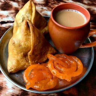 Chai Samosa And Jalebis India S Homegrown Snacks Indian Spice