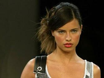 Adriana Lima Wallpaper
