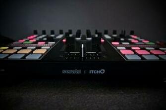 Serato Wallpaper