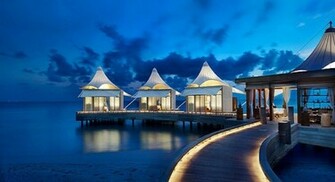 Maldives Night Wallpaper