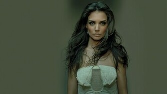 Katie Holmes Wallpaper