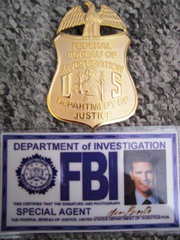 Lucretia S Fbi Badge Replica Bones Fangirls Photo