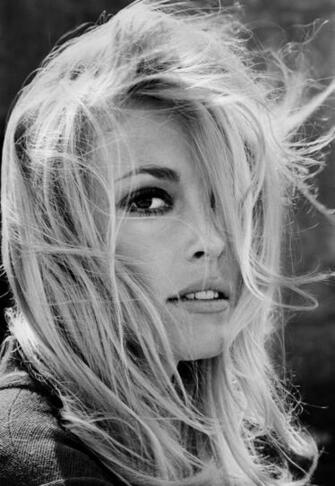 Sharon Tate Wallpaper Image Photos Pictures Background