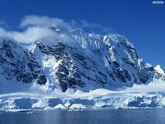 Youwall Snow Mountain With Clouds Wallpaper