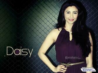Daisy Shah High Resolution Image Glamsham
