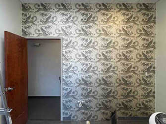What Are Foil Wallpaper