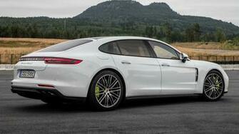 Porsche Panamera Turbo S E Hybrid Executive Wallpaper And