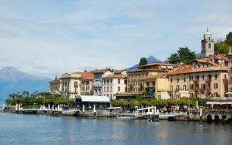 Como Bellagio Lombardy Italy Lake Quay Landscape Wallpaper