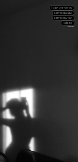 Cool Black And White Aesthetic Wallpaper