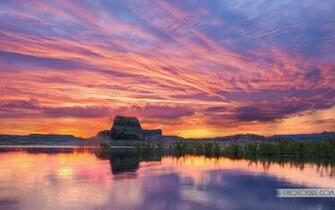 Mountains And Lakes Beautiful Scenerey Wallpaper Background For