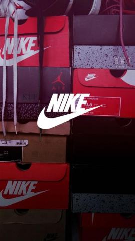 Sneaker Box Wallpaper On