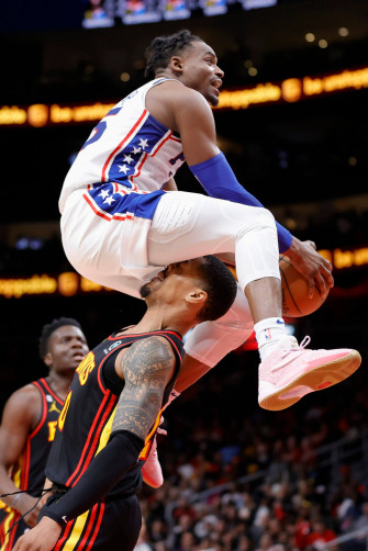 Best Nba Photos From April Jimmy Butler Lebron James Steph