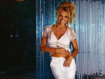 Pamela Anderson Hot Wallpaper HD