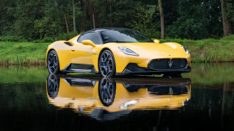 Used Maserati Mc20 Coupe Miles Triple Layer