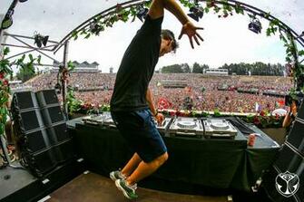 Tomorrowland Announces Martin Garrix Deadmau5 Ti Sto