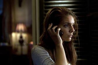 Caitlin Stasey Widescreen HD Wallpaper