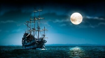 Just Walls Ship At Sea Wallpaper Theme