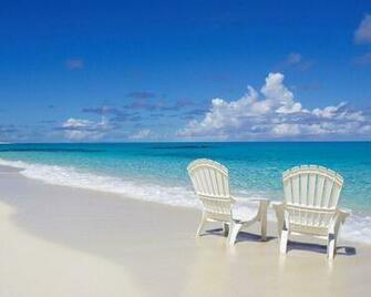 Pretty Beach Background