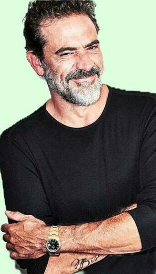 Jeffrey Dean Morgan Green Background Jeffery