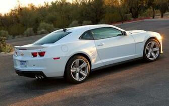 White Chevrolet Camaro Zl1 Wallpaper HD