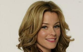 Elizabeth Banks Wallpaper Celebrity