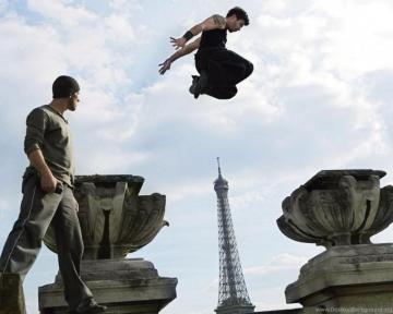 Jump Running David Belle Cyril Raffaelli Wallpaper Desktop