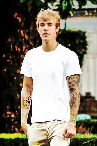 Justin Bieber HD Photo Calendar Template