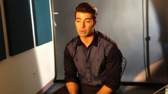 Jencarlos Canela Wallpaper
