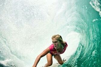 Bethany Hamilton Surfing Wallpaper