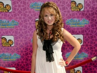 Debby Ryan Wallpaper