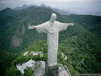 Jesus Christ Statue Wallpaper Crazy Frankenstein