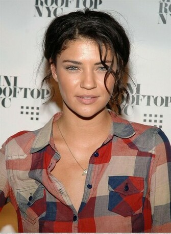 Jessica Szohr Picture
