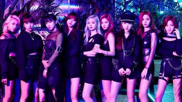 Twice Breakthrough Members 4k Wallpaper