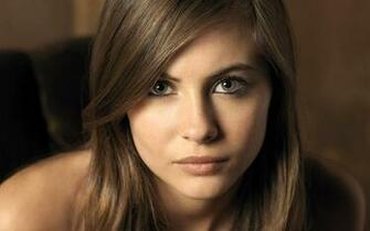Willa Holland Actress Blonde 4k Wallpaper HD