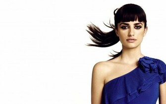 Penelope Cruz Blue 99wallpaper