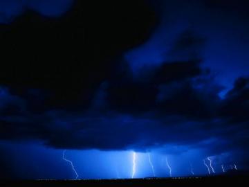 Blue Lightning Clouds Wallpaper
