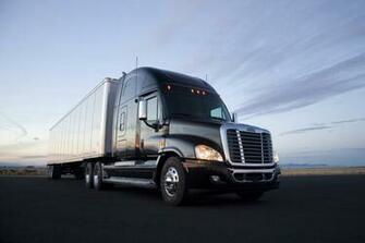 Freightliner Cascadia Raised Roof Pr