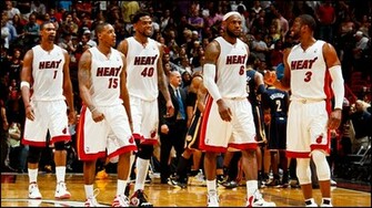 Lebron Going Back For That 2peat Kingjames Backtoback At Las