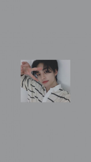 Aesthetic Wallpaper Hwang Hyunjin From Stray Kids