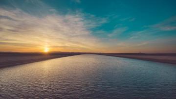 Wallpaper 4k River Landscape Sun Beams