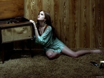 Isla Fisher Wallpaper