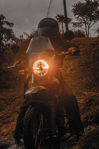 Himalayan Bike Wallpaper
