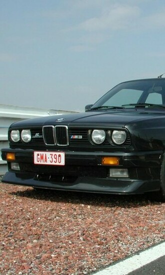 Bmw M3 E30 Wallpaper Screenshot