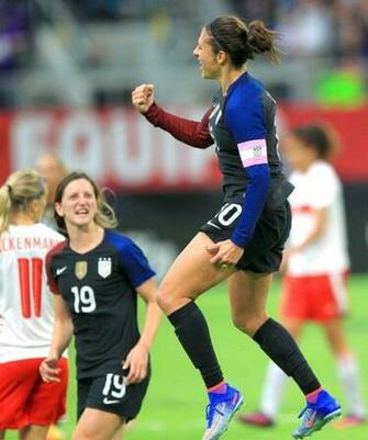 Andi Sullivan Background Looks On As Carli Lloyd Uswnt