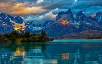 Rocky Mountains By The Lake Wallpaper