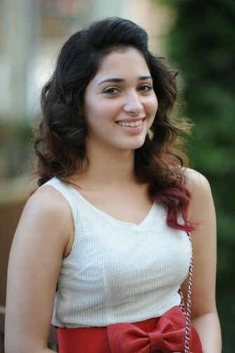 Tamanna Bhatia In Himmatwala Movie Oops Photos Wallpaper Pics India